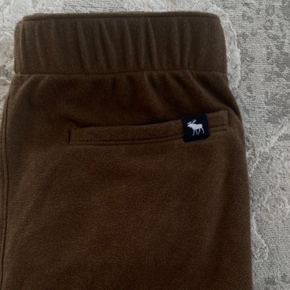 ABERCROMBIE KIDS Boys comfy dressy taper sweatpants - Picture 3 of 5